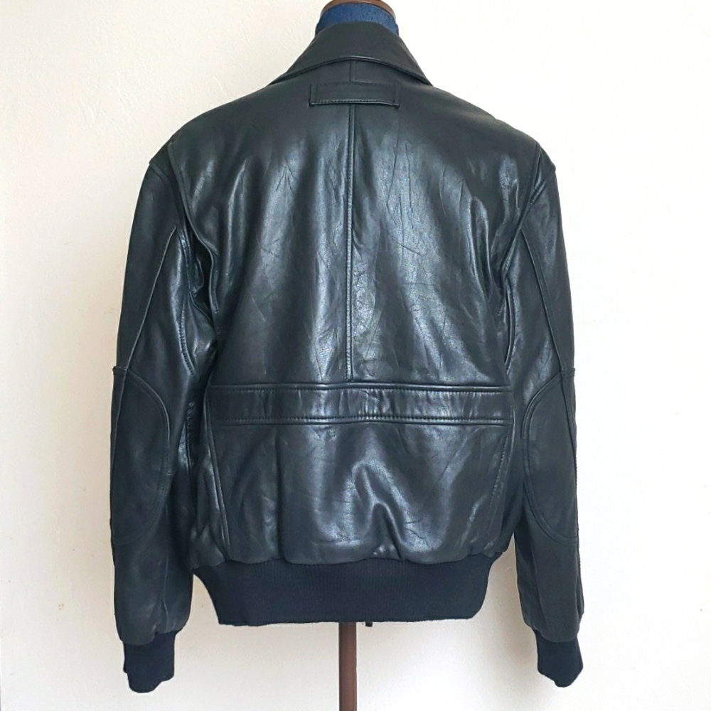 ROUNDTREE & YORK Black Lambskin Leather Bomber Jacket - Picture 2 of 14